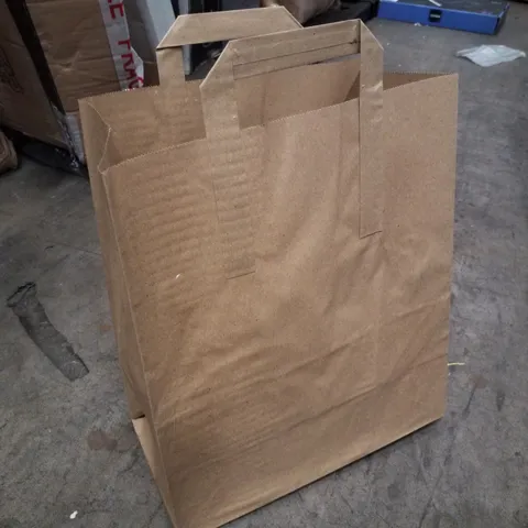 BOXED CONTAINING APPROXIMATELY 250 SOVEREIGN LARGE BROWN SOS BAGS
