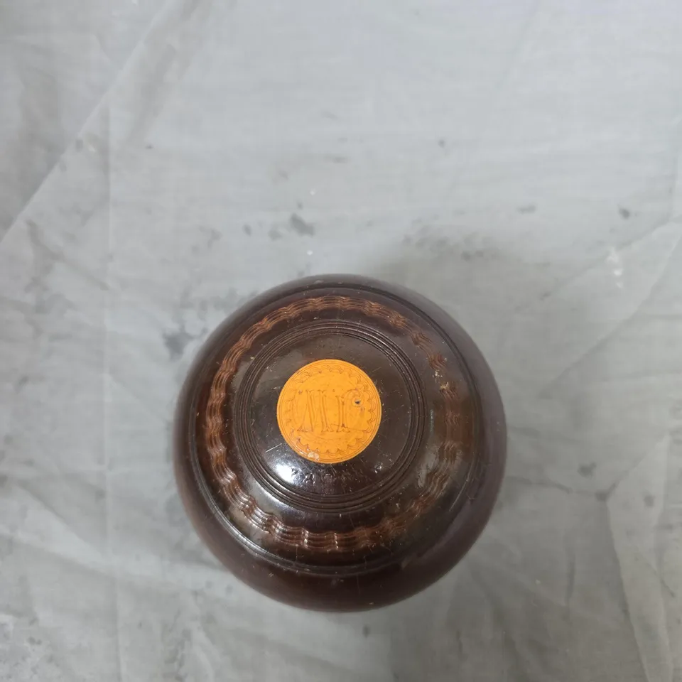 WOODEN  CROWN GREEN BOWL BIAS NO.4