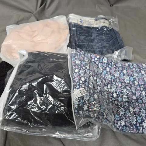 LARGE BOX OF APPROXIMATELY 20 ASSORTED CLOTHING ITEMS IN VARIOUS SIZES, STYLES AND COLOUR