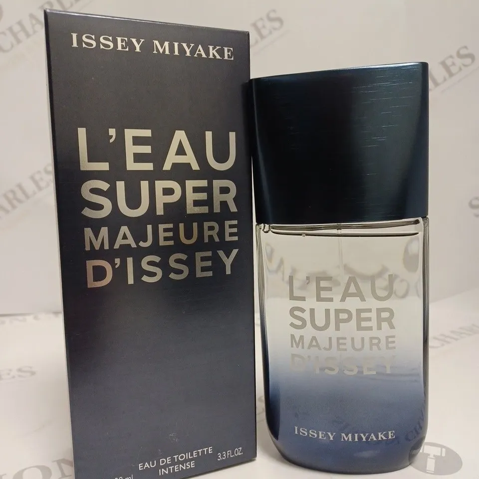 BOXED ISSEY MIYAKE L'EAU SUPER MAJEURE EAU DE TOILETTE INTENSE 