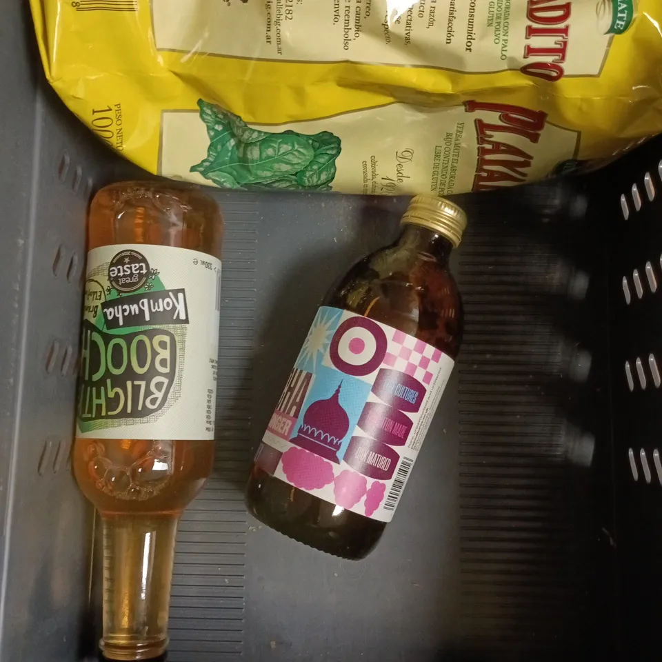 APPROXIMATELY 8 ASSORTED FOOD/DRINK PRODUCTS TO INCLUDE YERBA MATE, KOMBUCHA ETC