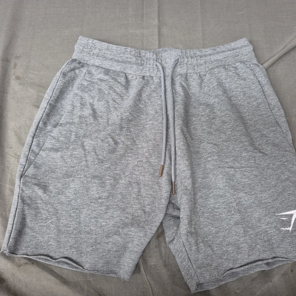 GYMSHARK SHORTS IN GREY - MEDIUM