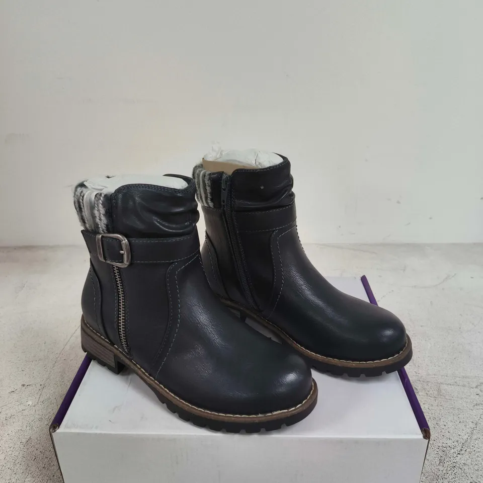 BOXED PAIR OF LOTUS TRIANA NAVY ANKLE BOOT (EU 36)