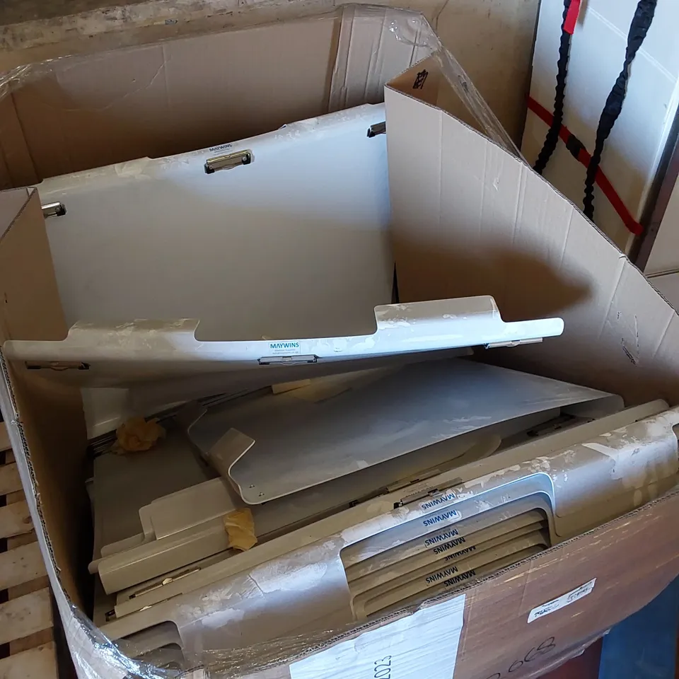 PALLET TO CONTAIN LARGE MEDICAL MAYWINS TABLE CLIP BOARD TOPS