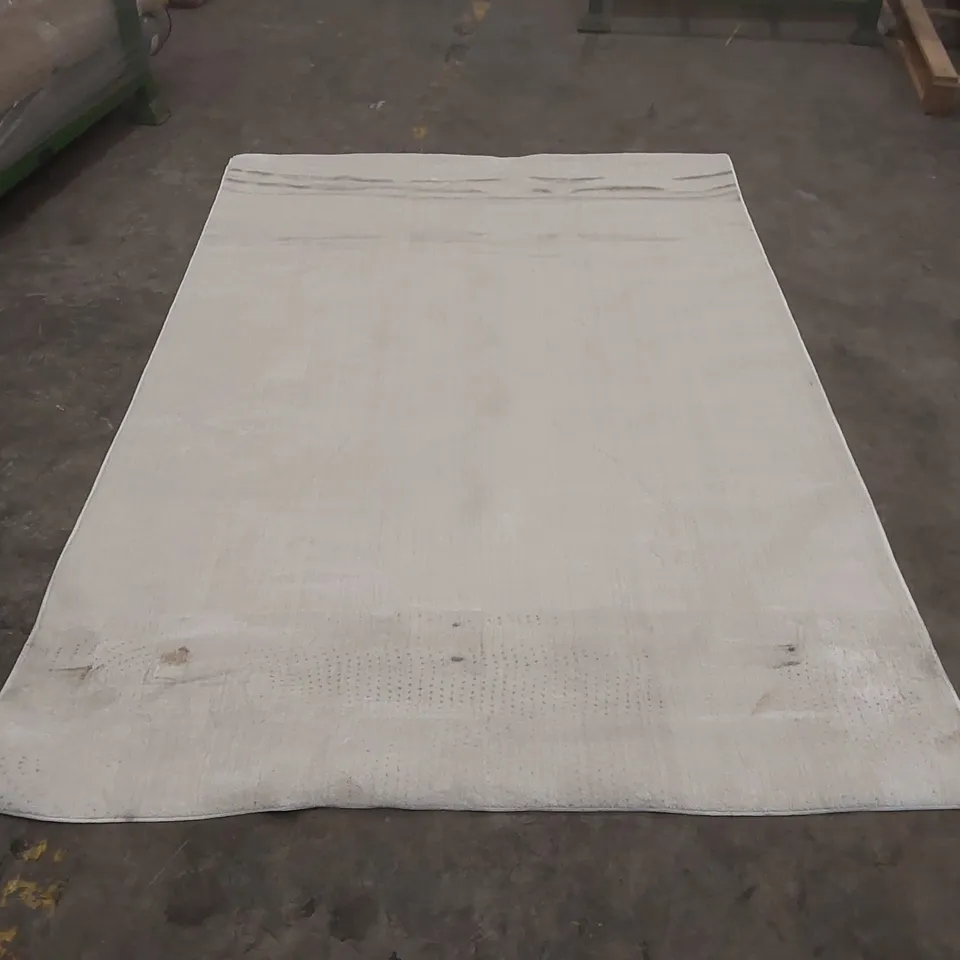 QUALITY DESIGNER AREA RUG - APPROXIMATELY 225 x 150cm