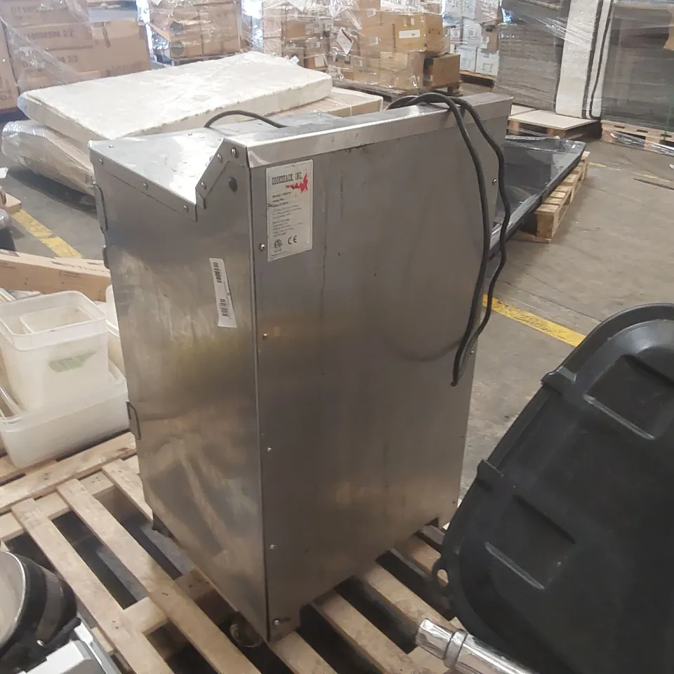 COOKSHACK SM070 COMMERCIAL SMOKER