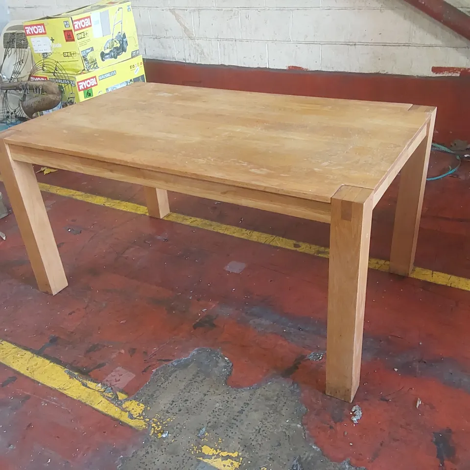 SOLID WOOD RESTAURANT DINING TABLE