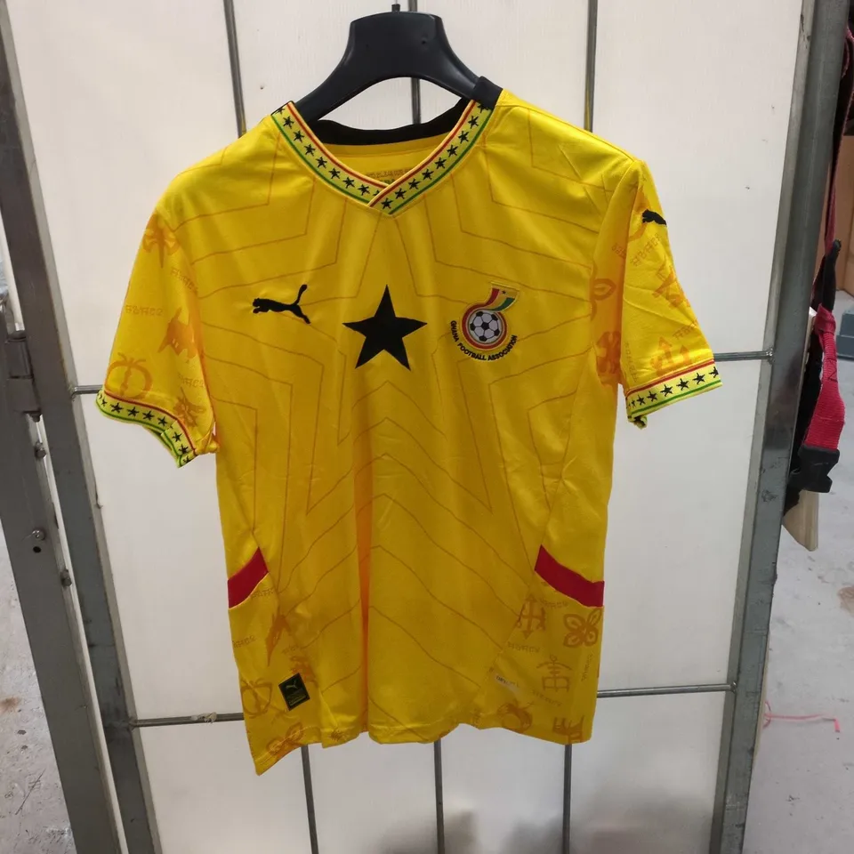 GHANA NATIONAL TEAM FOOTBALL JERSEY – YELLOW, PUMA, CREST, NUMBER 17