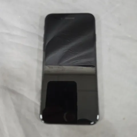 APPLE IPHONE 7 SMARTPHONE 