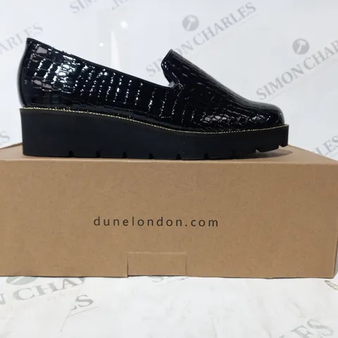 BOXED DUNE FLATFORM LOAFERS, BLACK CROCODILE - SIZE 3