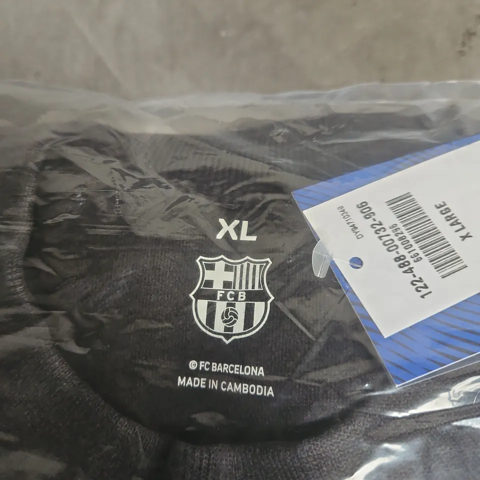 FC BARCELONA LOGO SWEATSHIRT – BLACK, XL