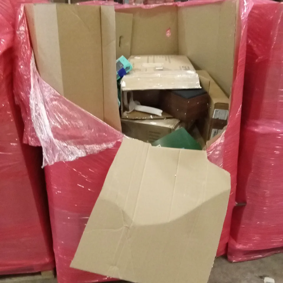 PALLET OF ASSORTED HOUSEHOLD GOODS AND PRODUCTS TO INCLUDE; BOXED FURNITURE, PILLOW, COMPUTER KEYBOARD ETC