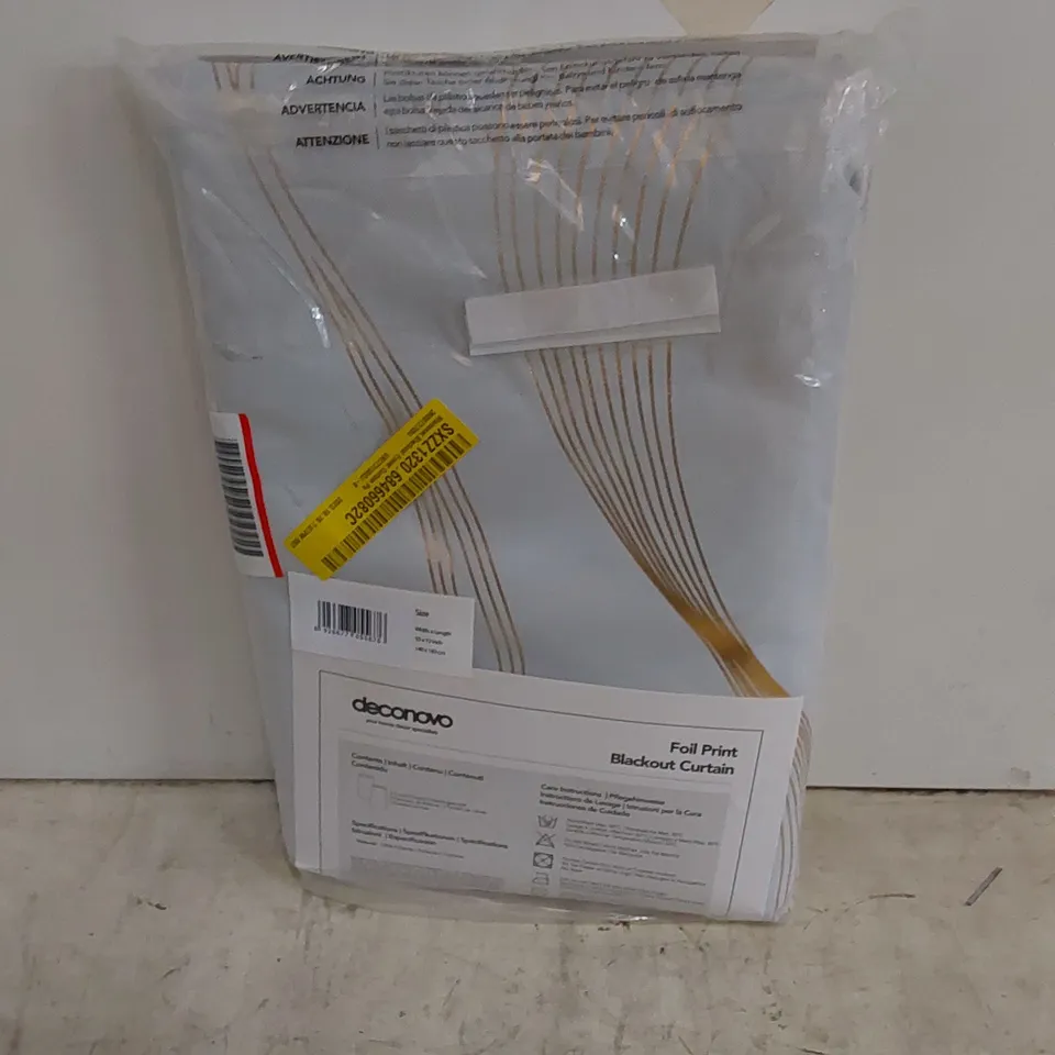 BAGGED METRO LANE FOIL GOLDEN PRINTED BLACKOUT CURTAINS // SIZE: 140 X 183cm