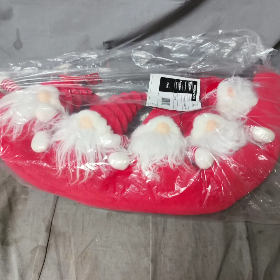 THREE KINGS RED GONK CHRISTMAS DRAUGHT EXCLUDER 