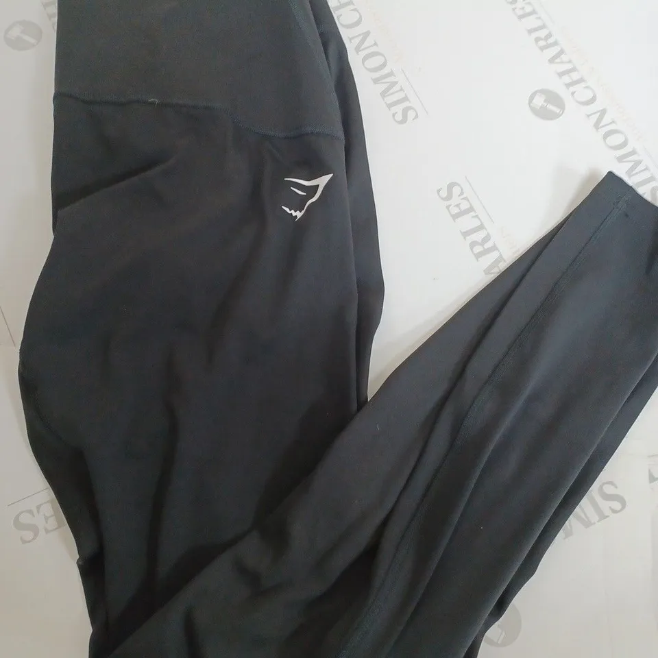 GYMSHARK GYM TRAINING LEGGINGS - SIZE LARGE