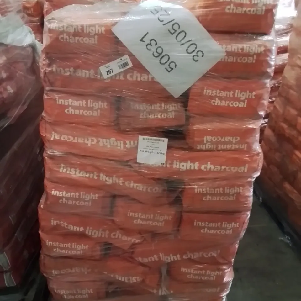 PALLET CONTAINING APPROXIMATELY 100 BRAND NEW 4 PACK INSTANT LIGHT CHARCOAL BAGS