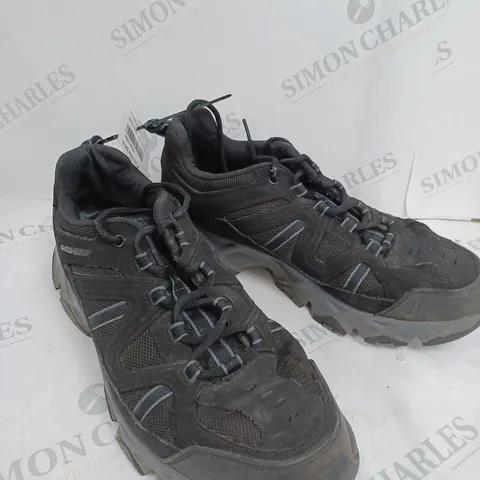 PAIR OF SKECHERS MEN'S CROSSBAR OUTDOOR SHOE TRAINER BLACK UK 10