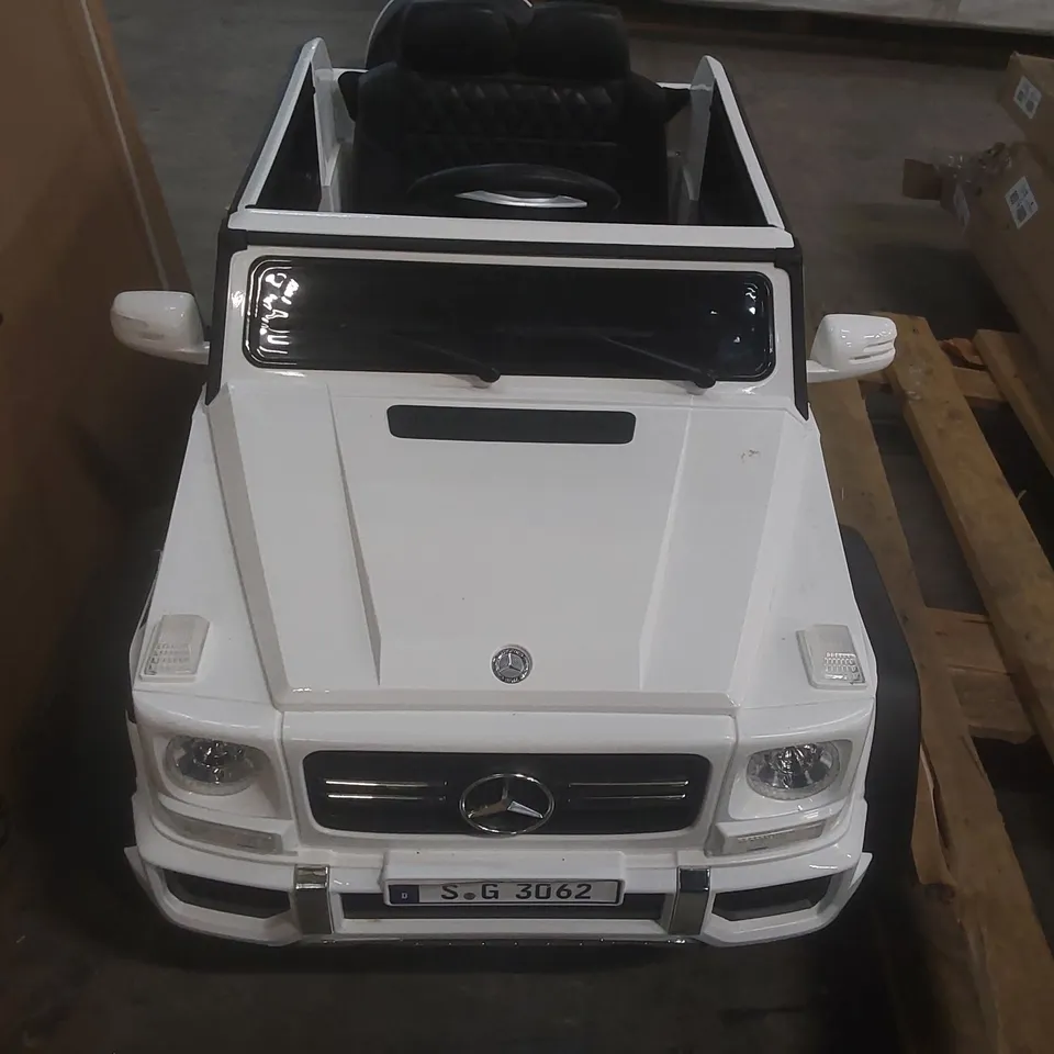 MERCEDES STYLE TOY CAR 