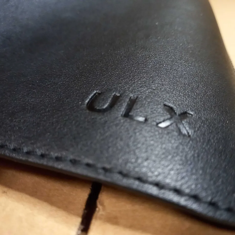 PACKAGED BLACK ULX LEATHER STYLE DESK MAT