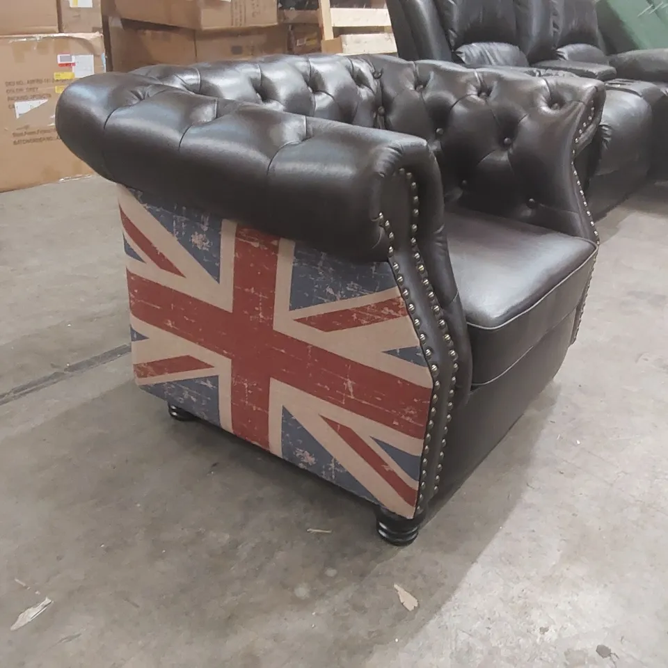 QUALITY DESIGNER VIZCARRONDO FAUX LEATHER ACCENT CHAIR