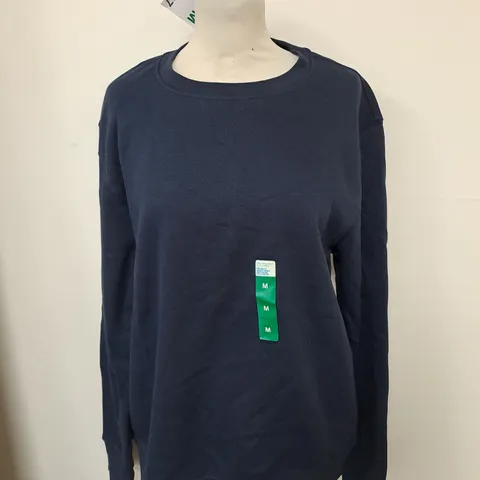 APPROXIMATELY 20 ASSORTED PRIMARK CLOTHING ITEMS TO INCLUDE SWEATER IN SIZE MEDIUM, TOP IN SIZE MEDIUM, T-SHIRT IN SIZE 2XL