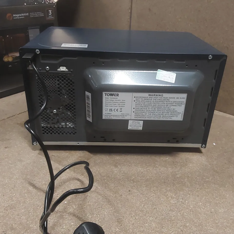 BOXED TOWER 20L 800W MICROWAVE OVEN