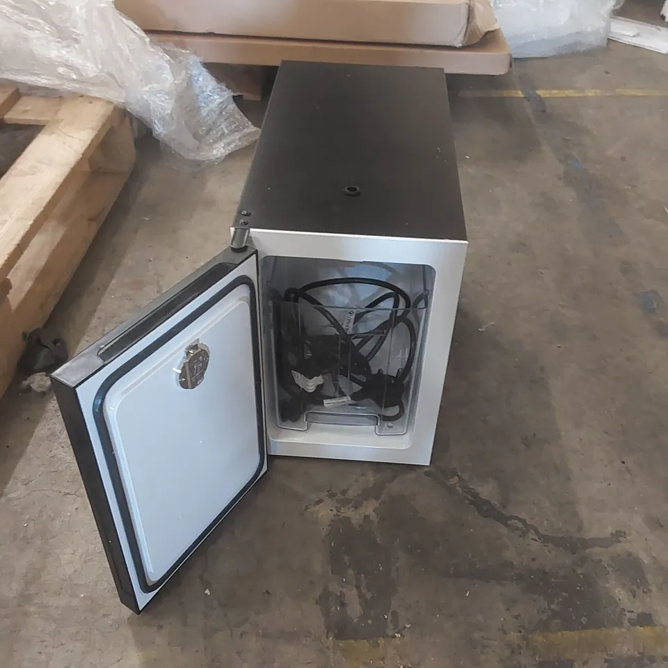 VITRIFRIGO COMMERCIAL COFFEE MACHINE FRIDGE