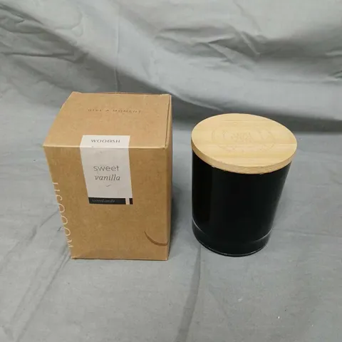 WOOSH SWEET VANILLA CANDLE 