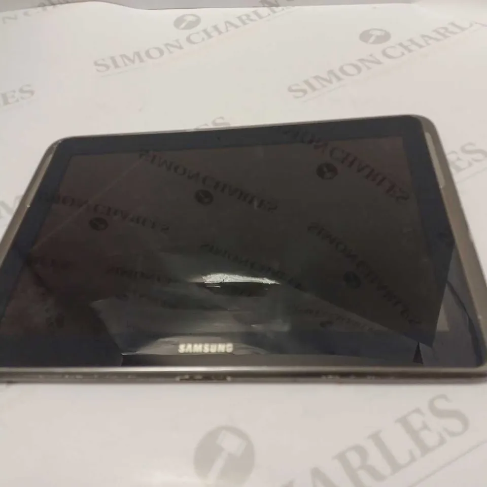 SAMSUNG GALAXY NOTE 10.1 N8000