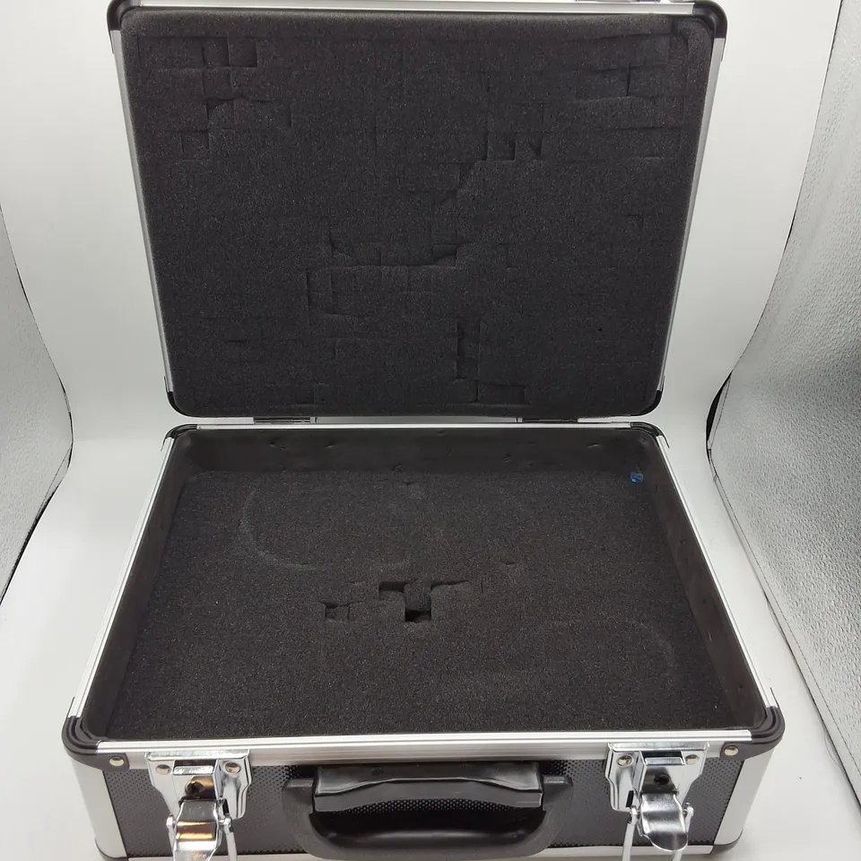 HEAVY DUTY CLIP LOCKABLE STORAGE CRATE WITH FOAM INSERTS
