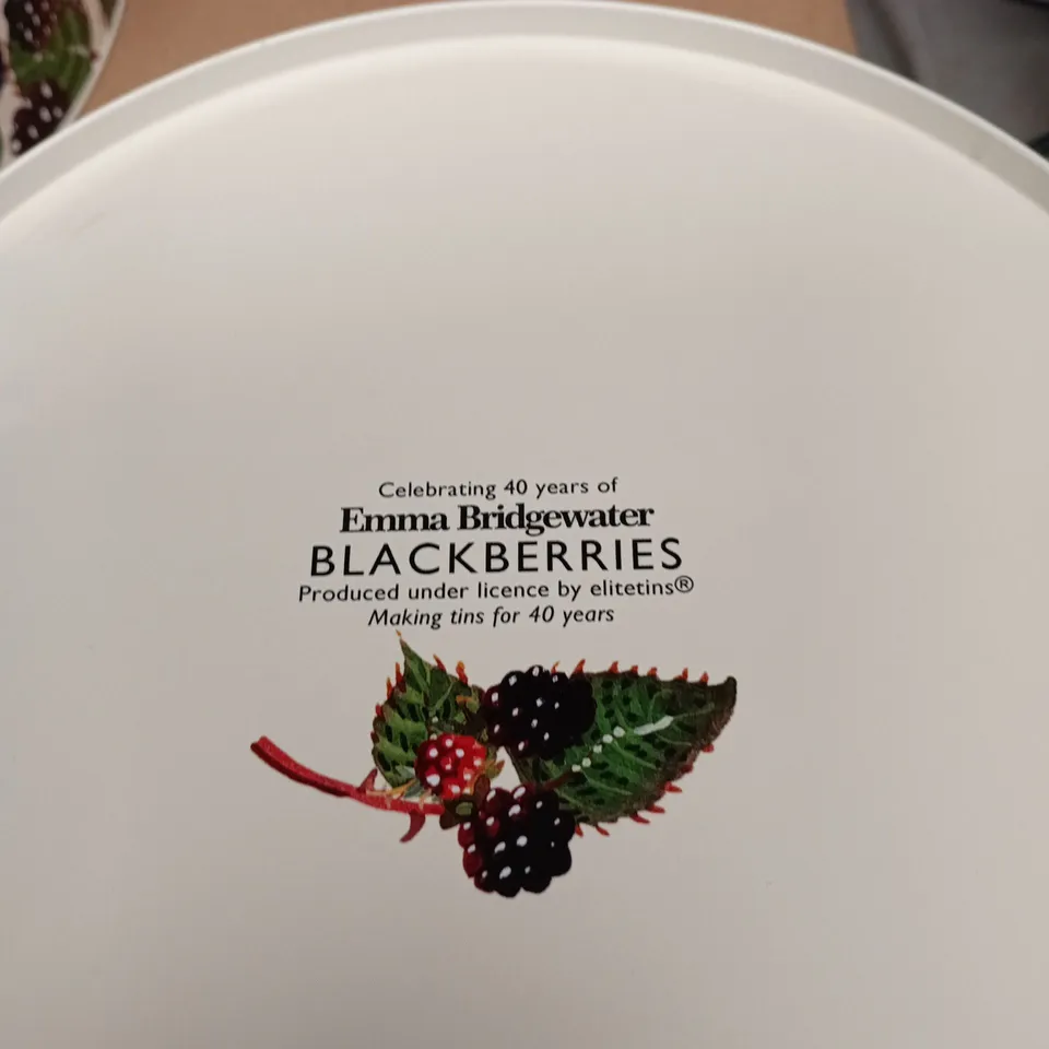 EMMA BRIDGEWATER BLACKBERRIES TIN SET (3)