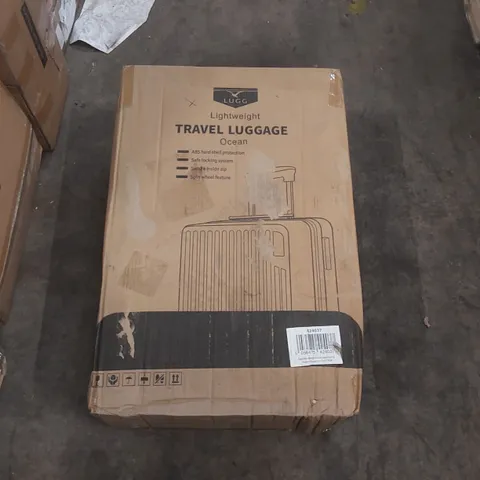 BOXED LUGG LIGHTWEIGHT TRAVEL SUITCASE 