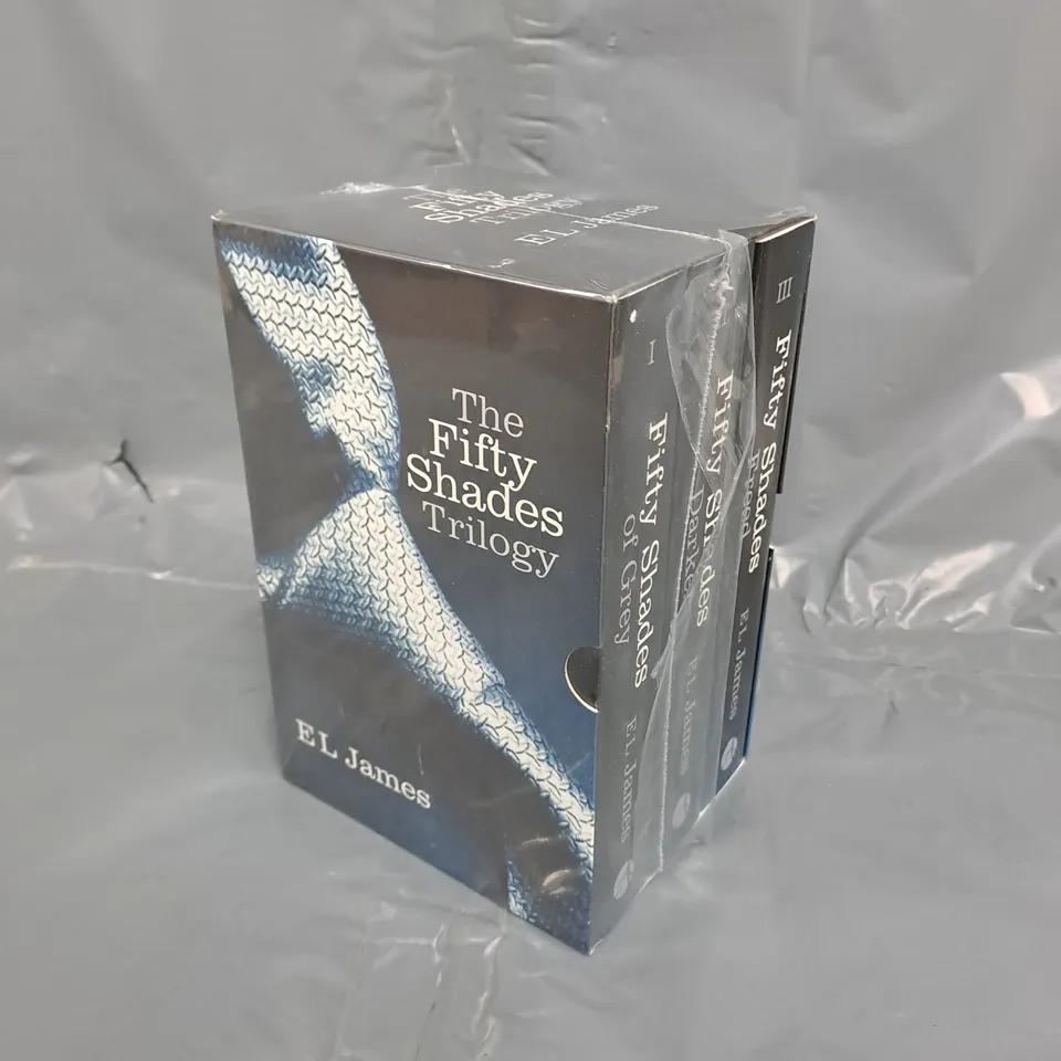 FIFTY SHADES TRILOGY COLLECTION 