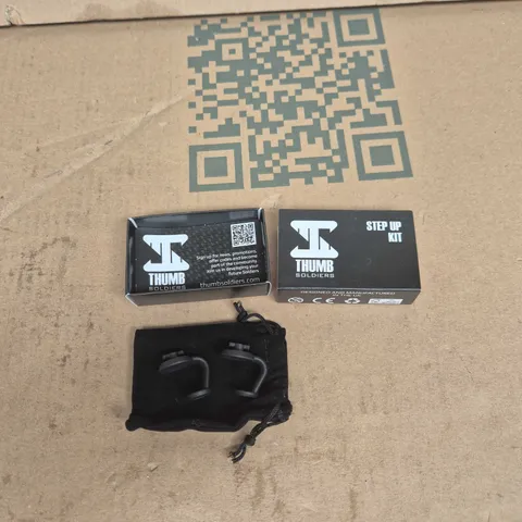 THUMB SOLDIERS STEP UP KIT – NO SLIP THUMB GRIPS (BOX + DRAWSTRING POUCH)