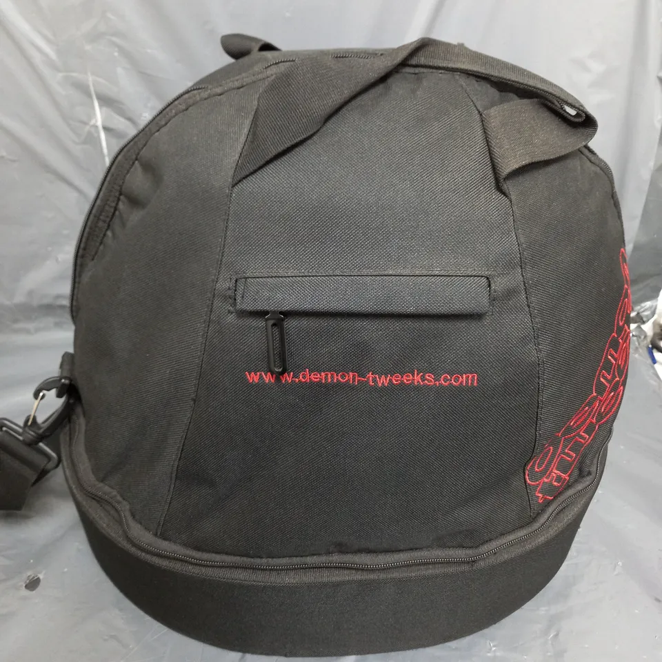 OMP HELMET WITH DEMON TWEEKS CARRY CASE 