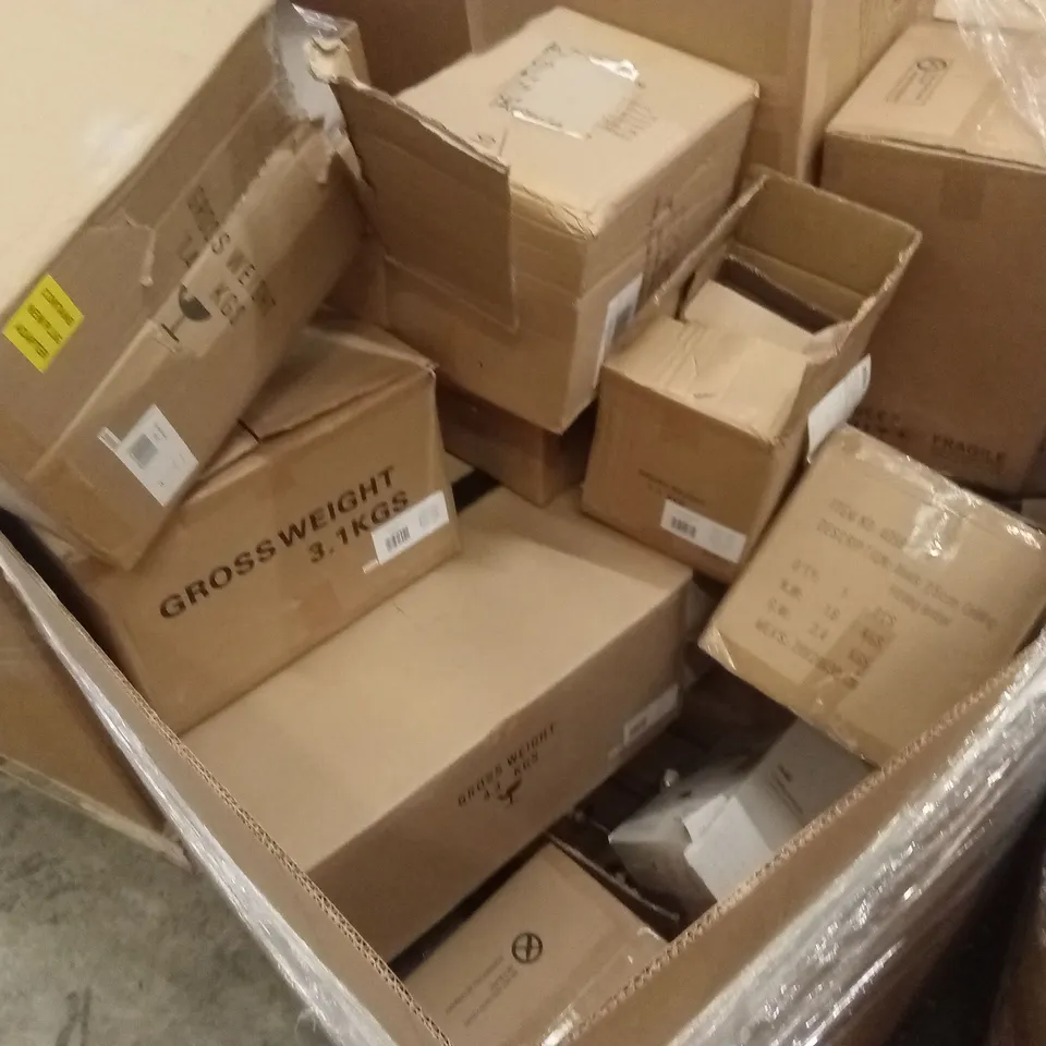 PALLET TO CONTAIN APPROXIMATELY 30 DESIGNER INDOOR LIGHTING PRODUCTS TO INCLUDE; CEILING LIGHTS, WALL LIGHTS, LIGHT SHADES ETC