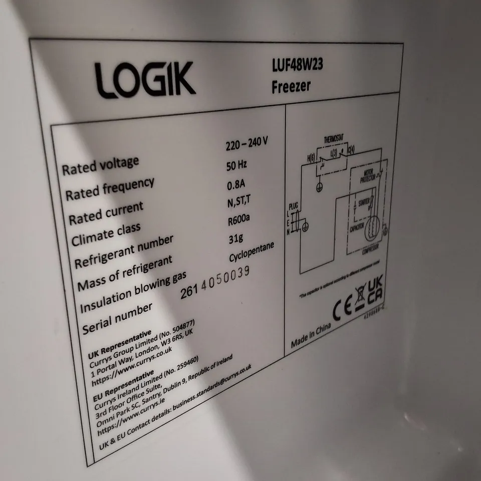 LOGIK LUF48W23 UNDERCOUNTER FREEZER - WHITE