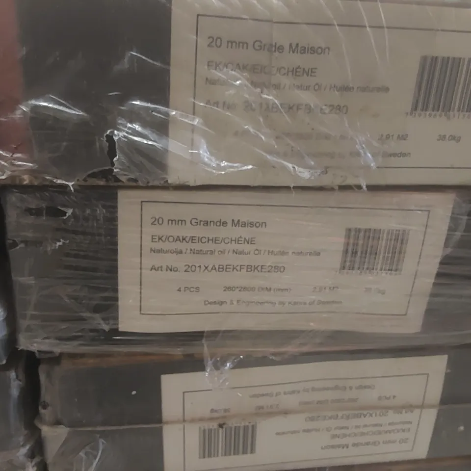 PALLET CONTAINING APPROXIMATELY 28x PACKS OF BRAND NEW KAHRS GRANDE MAISON OAK FLOORING - 2.91M² PP