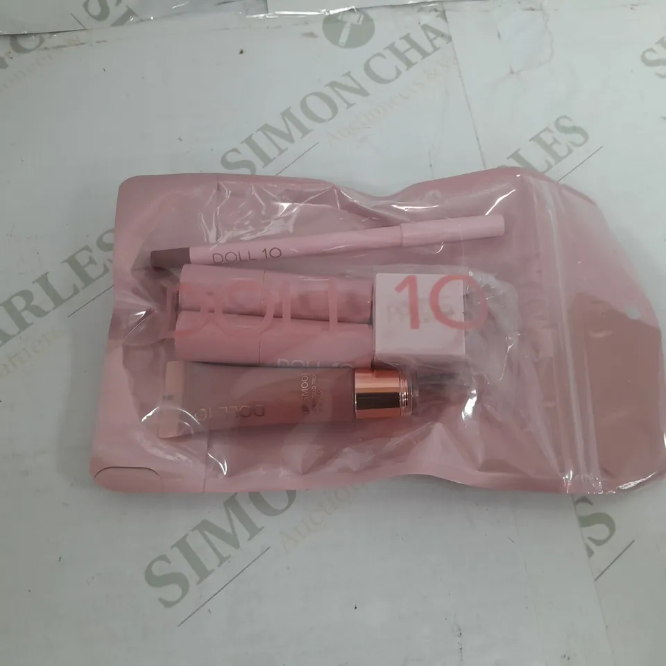 DOLL LIPS ENHANCING COLLECTION