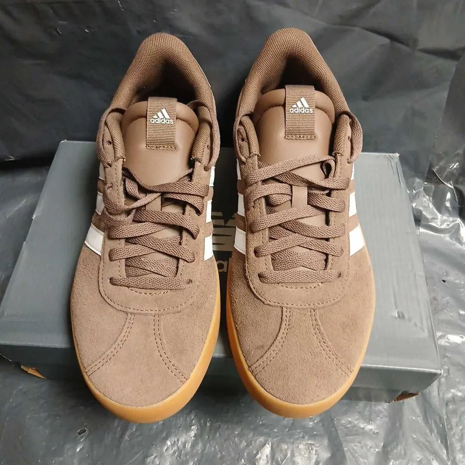 ADIDAS SUEDE TRAINERS – BROWN WITH WHITE STRIPES SIZE 8