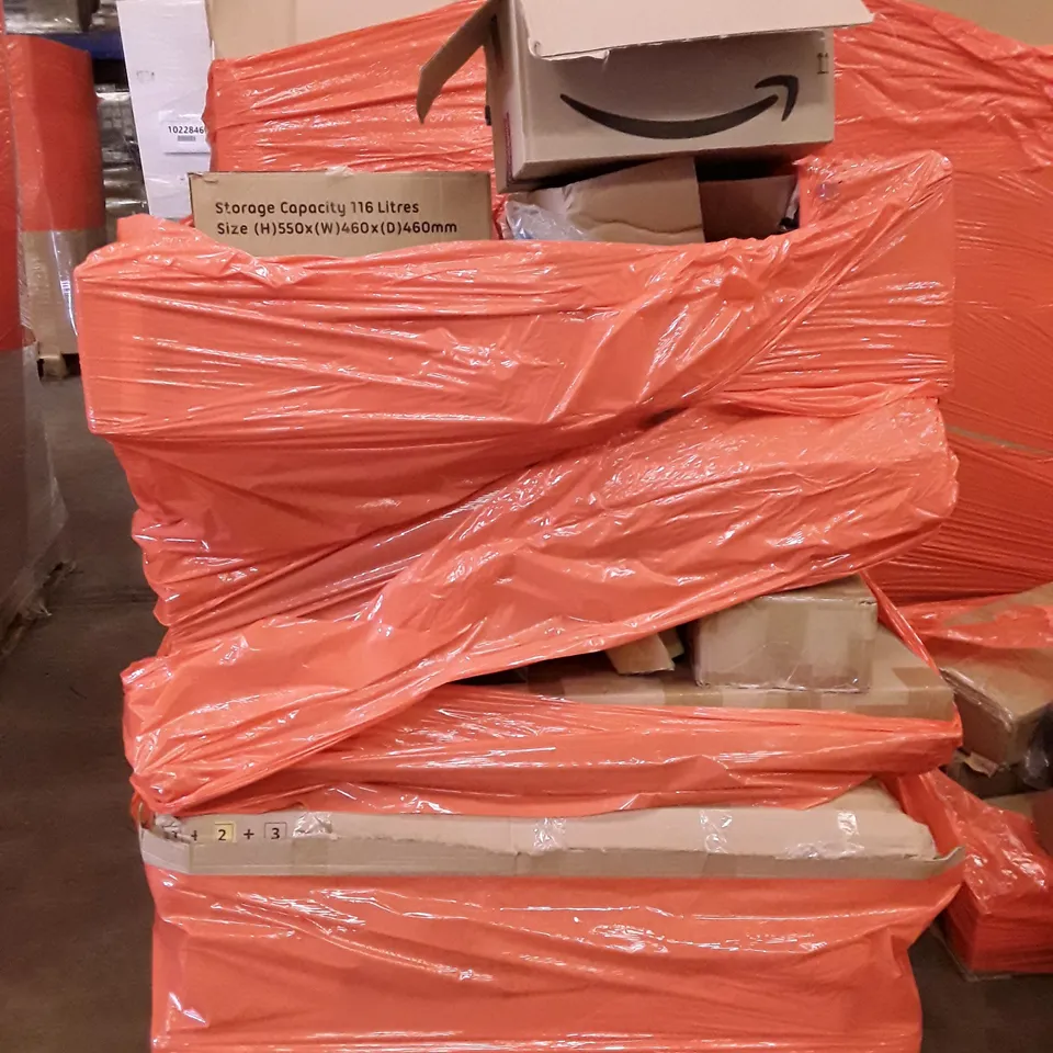 PALLET OF ASSORTED PRODUCTS INCLUDING GARMENT RACK, 3 TIER ROUND SIDE TABLE, ELASTIC SOFA COVER