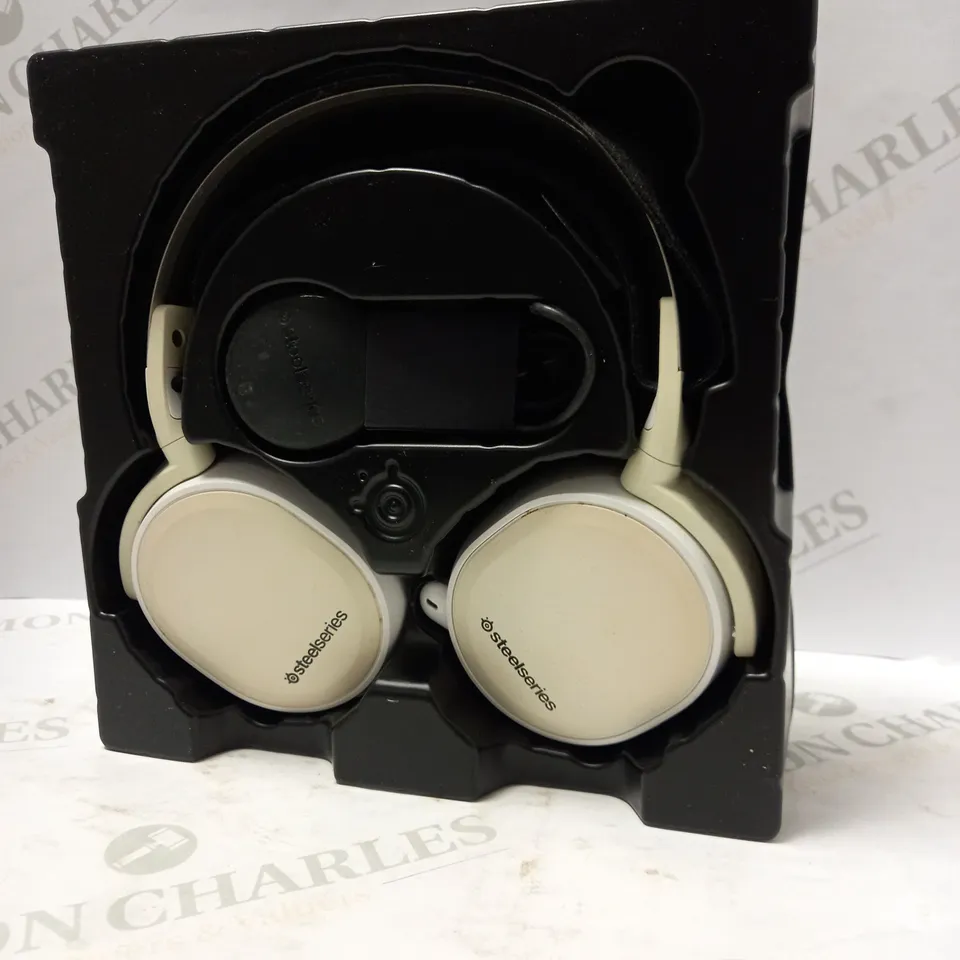 STEELSERIES ARCTIS 7