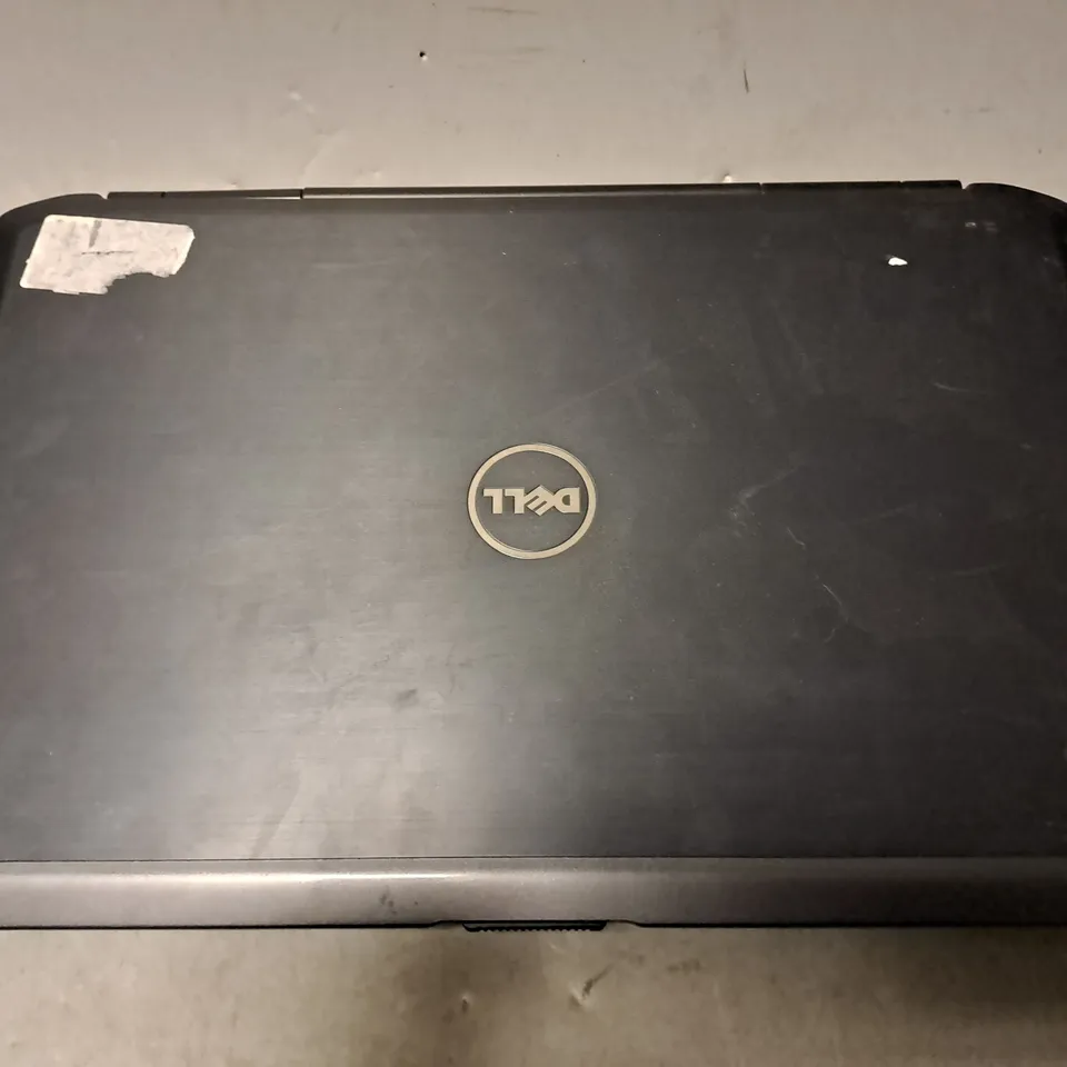 DELL LATITUDE E5530 LAPTOP