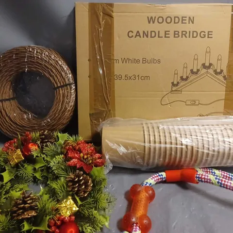 BOX OF APPROXIMATELY 15 ASSORTED ITEMS TO INCLUDE -  WOODEN CANDLE BRIDGE , DOG TOY , PLASTIC WREATH ETC