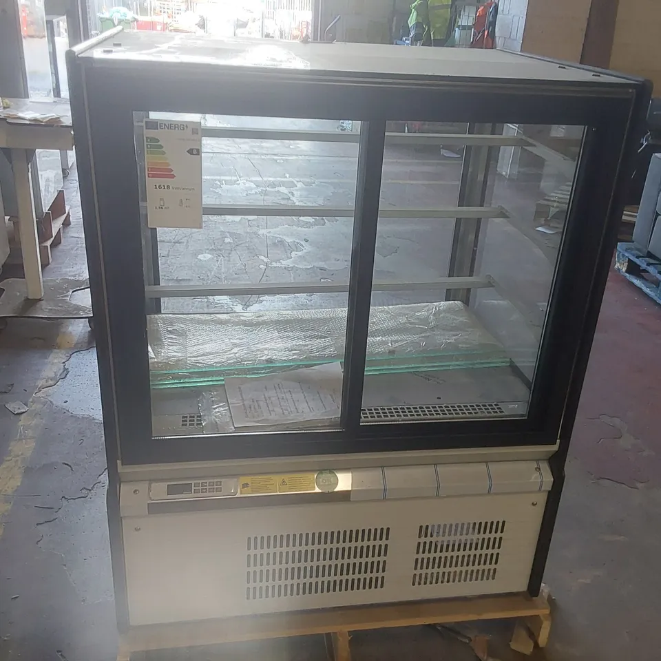 MAFIROL CHOPIN1000FV-VVR REFRIGERATED DISPLAY CABINET