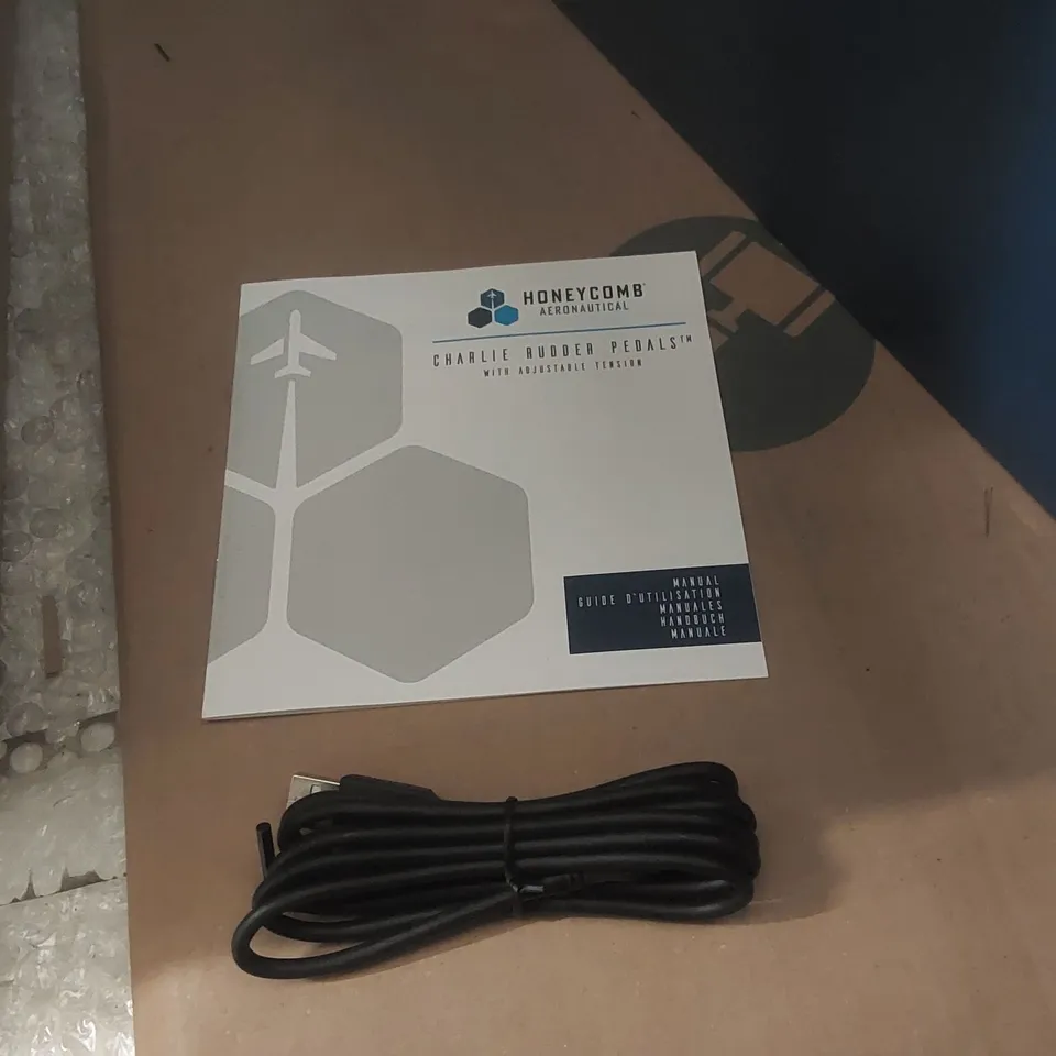 BOXED HONEYCOMB AERONAUTICAL CHARLIE RUDDER PEDALS WITH ADJUSTABLE TENSION