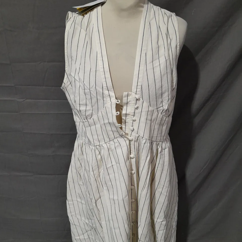 NOBODYS CHILD SLEEVELESS STAR LIGHT MDAXI DRESS STRIPE - UK 12 