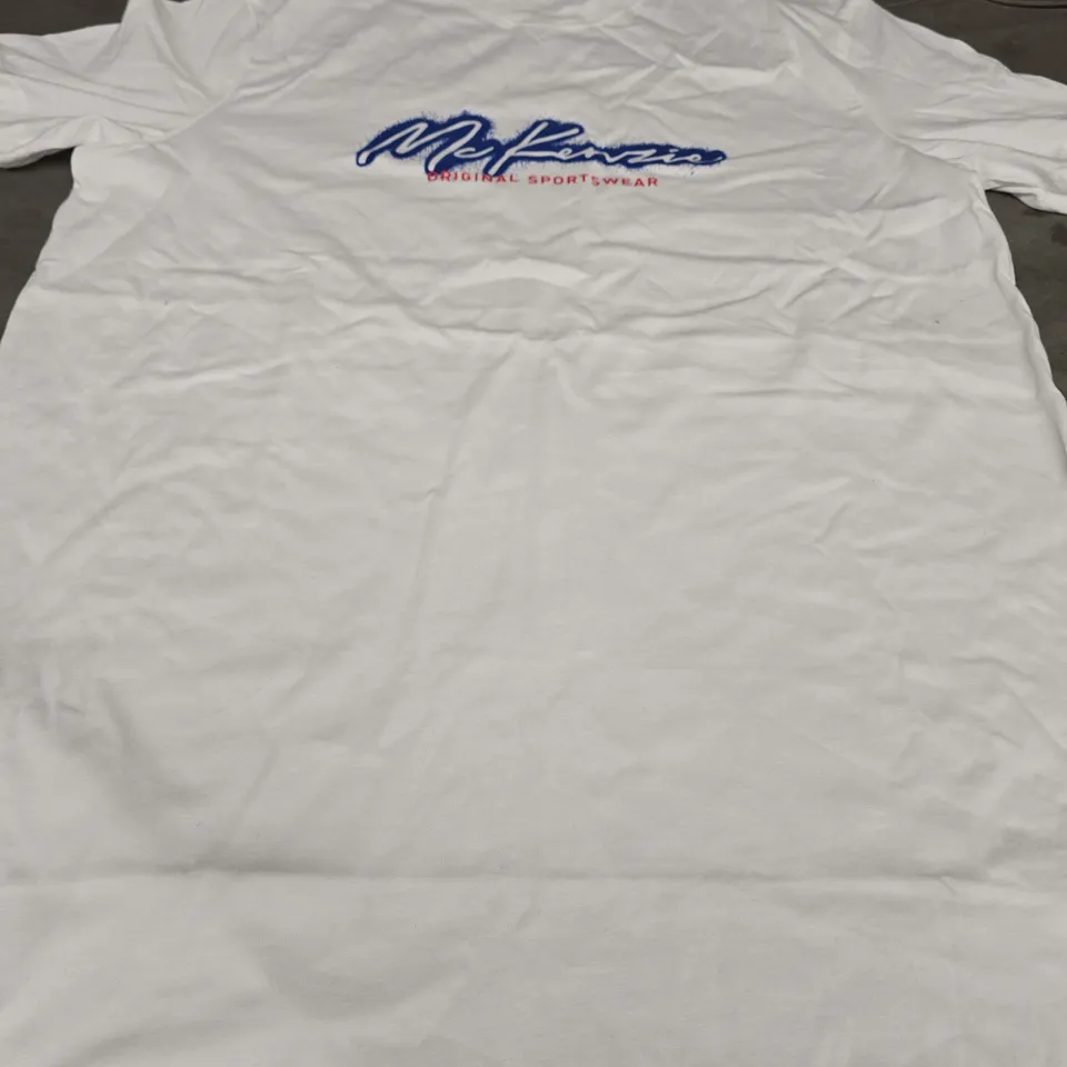 MCKENZIE LOGO T-SHIRT, WHITE/BLUE - UK SIZE M