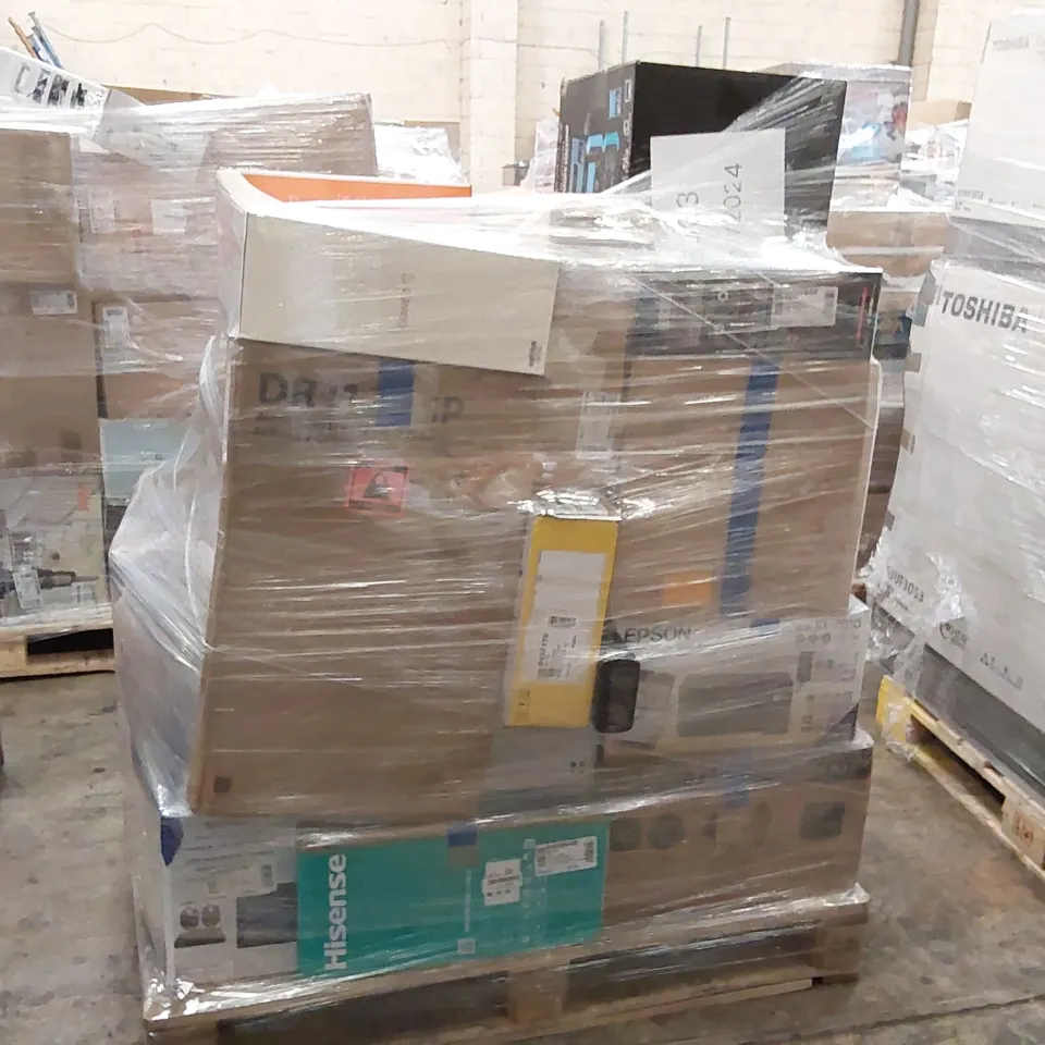PALLET OF APPROXIMATELY 19 UNPROCESSED RAW RETURN HOUSEHOLD AND ELECTRICAL GOODS TO INCLUDE;