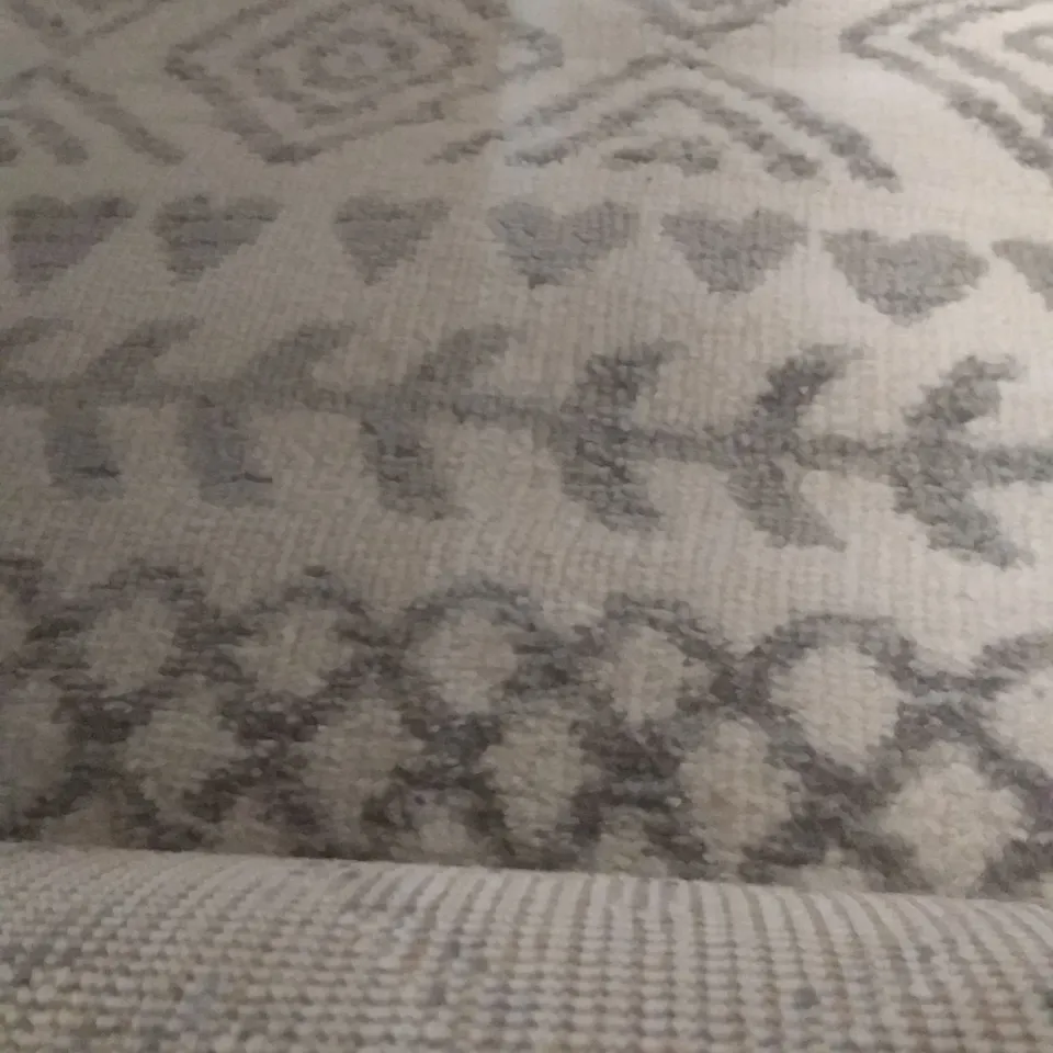 GREY CREAM RUG - 200 X 275CM